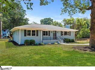 13 Cardinal Dr, Taylors, SC 29687
