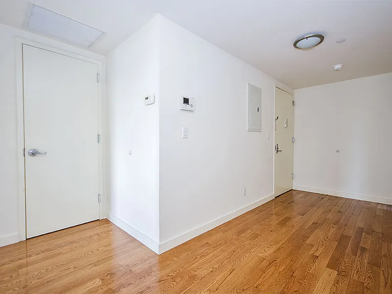 230 Troutman St #2A — Photo 4