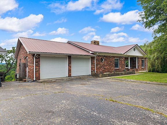 3rd image of 736 Caudill Rd