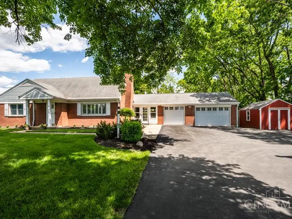 8188 Columbia Rd, Maineville, OH 45039