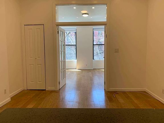 3rd image of 223 E 14th St #21