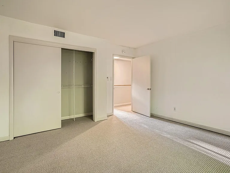1331 S Ponce De Leon Ave NE — Photo 17