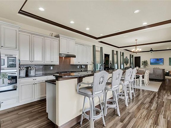 2nd image of 1109 Watson Ct