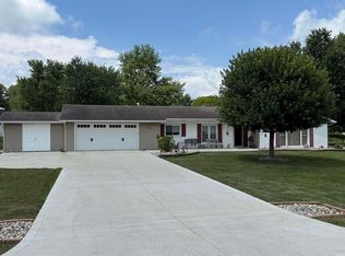 202 Edglink Dr, Kendallville, IN