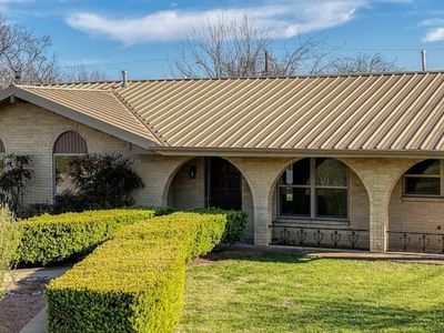1111 Vivienne St, Weatherford, TX, 76086