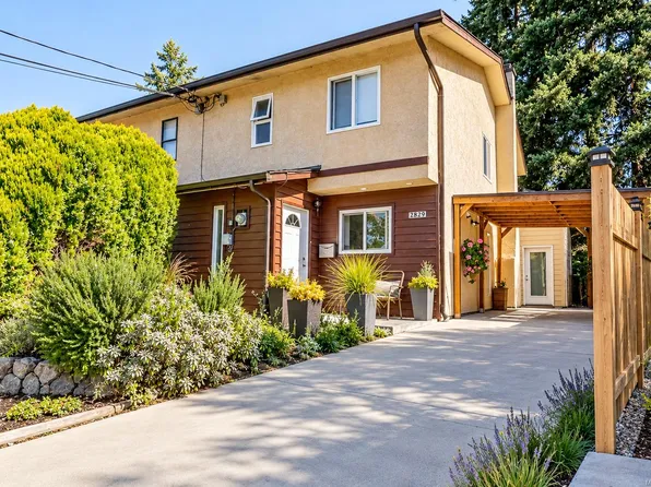 2829 Powers Ln, Langford, BC V9B 4Y3
