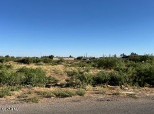905 Oasis Dr, Chaparral, NM 88081
