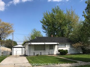 26670 Margaret St, Roseville, MI 48066