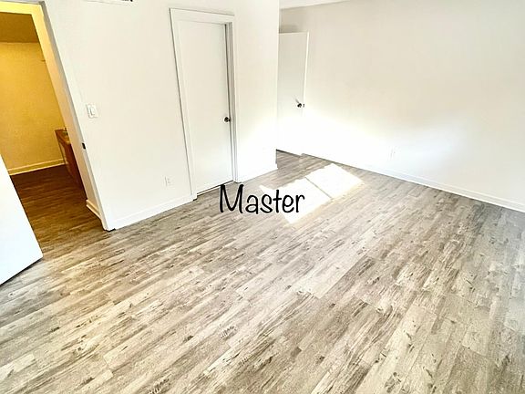 4th image of 693 Belflower Pl