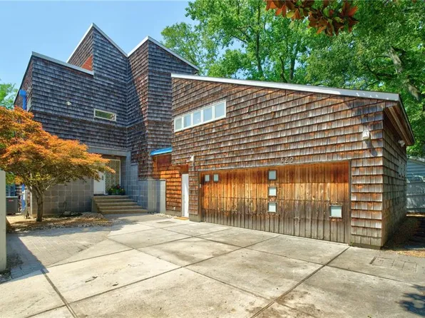 820 W 51st St, Norfolk, VA 23508