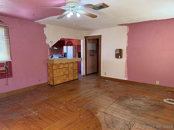 5th image of 5003 E Oklahoma St