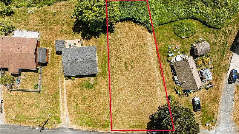 4th image of 214 Lighthouse Way