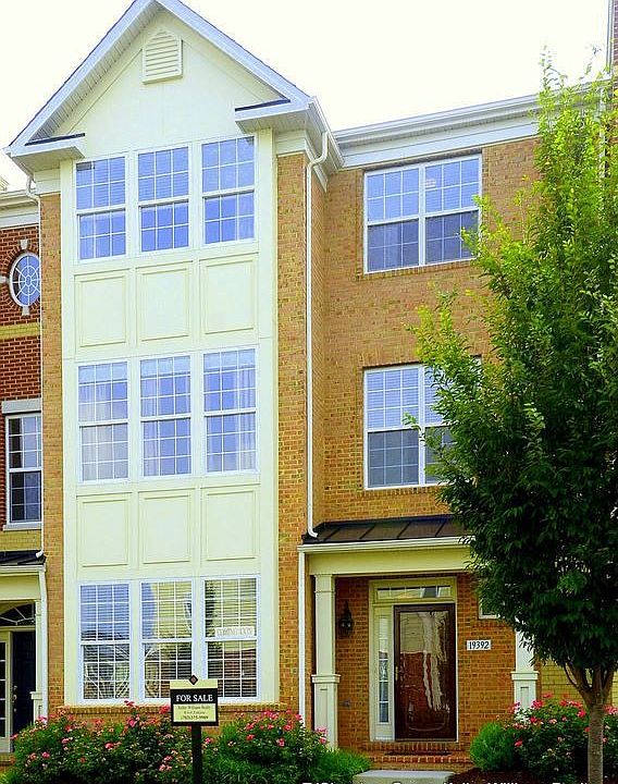 1st image of 19392 Coppermine Sq