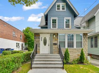 555 S 5th Ave, Mount Vernon, NY 10550