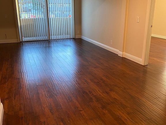 5th image of 15425 Sherman Way APT 244