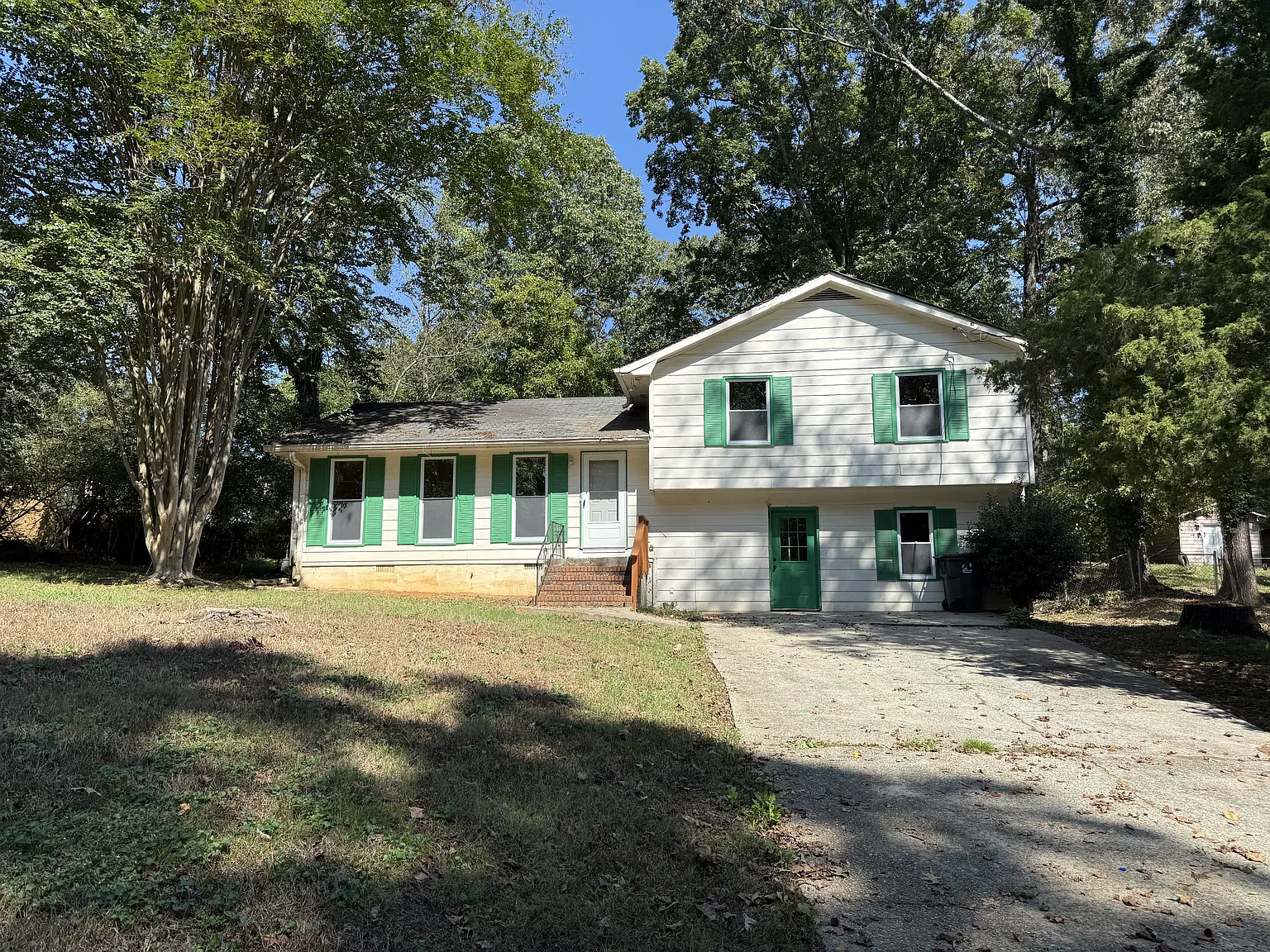 1685 Oak Ridge Way photo 1