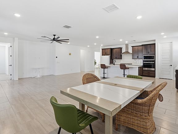 5th image of 4650 W Gilbert Ct