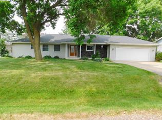 216 S Schmidt Ave, Marshfield, WI 54449