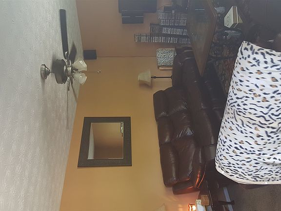 3rd image of 2655 Cindy Ln #0