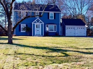 167 Ridgewood Rd, West Hartford, CT 06107