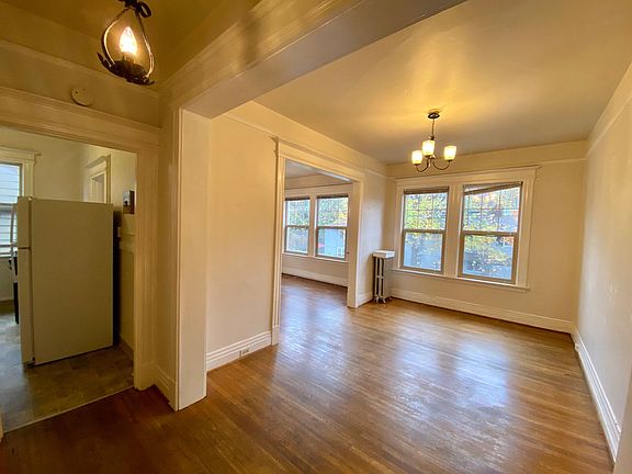 5th image of 1615 15th Ave Unit 30