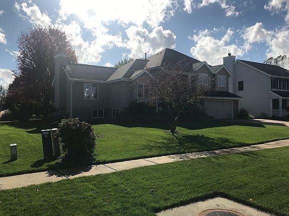 4th image of 6771 Hartwig Dr