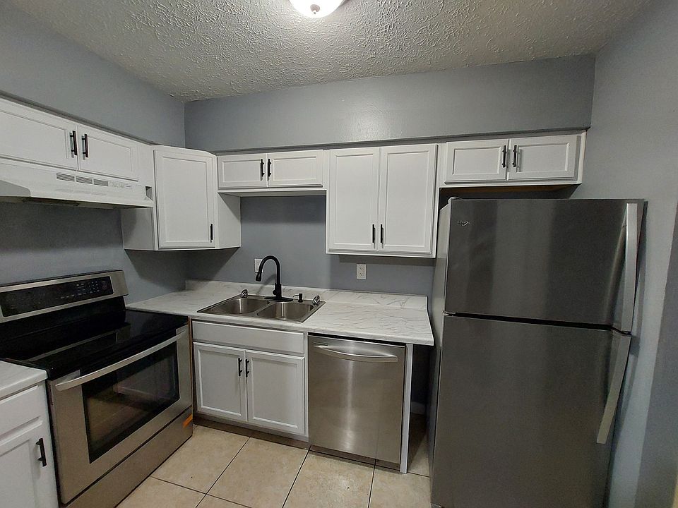 1st image of 8923 N 40th St APT 1A