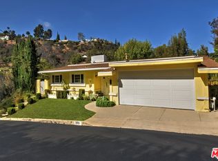 3929 Sunny Oak Rd, Sherman Oaks, CA 91403