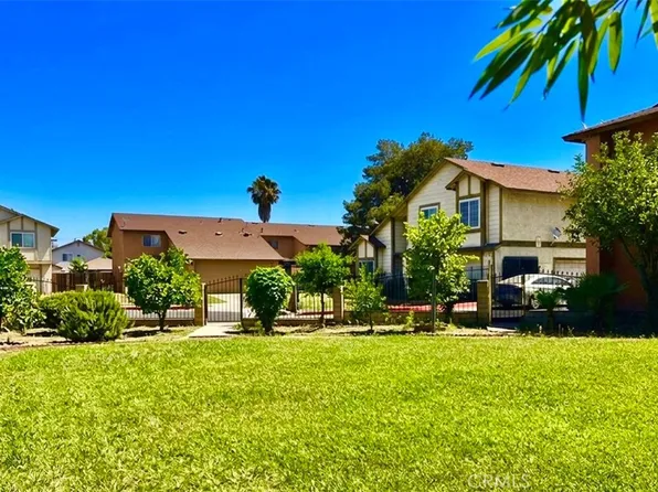 126 Lassen Pl APT D, Ontario, CA 91764