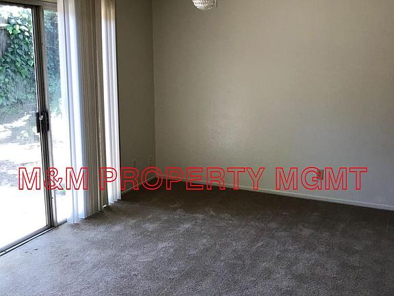 5801 Cash Ct Dining - Family Room
