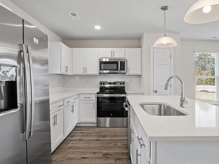 1012 Peony Ln — Photo 22