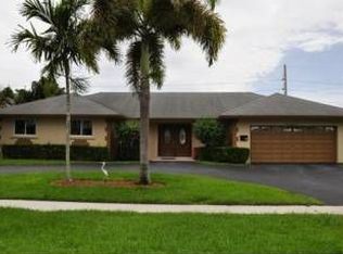 181 SW 75th Ter, Plantation, FL 33317
