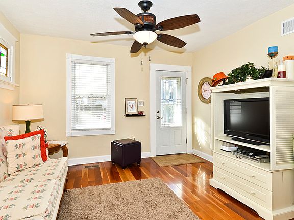 5th image of 5563 Dugan Ave