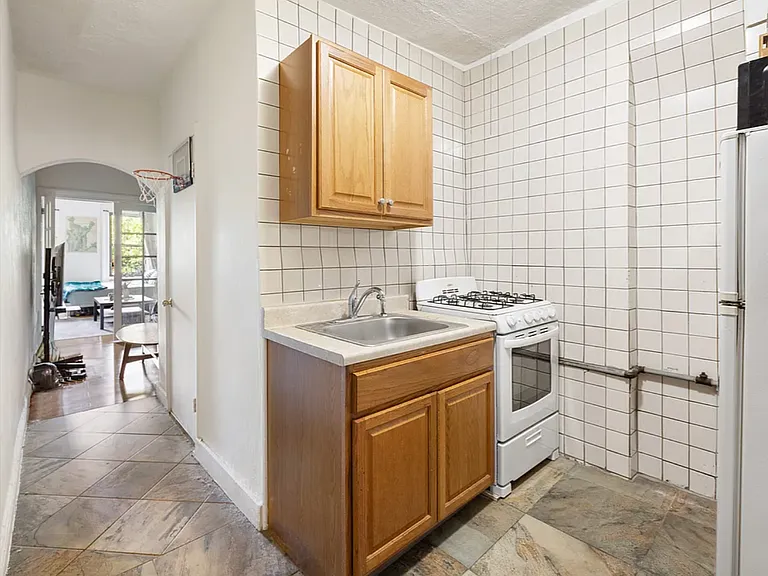 75 E 2nd St #9 — Photo 4