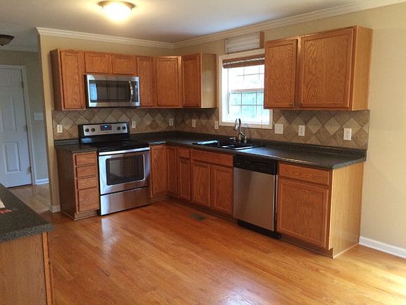 2nd image of 324 Birchwood Court