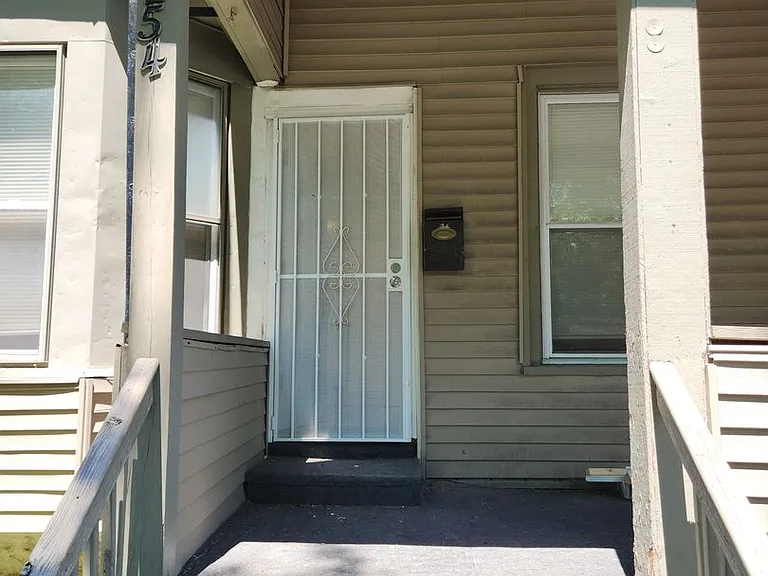 254 Lexington Ave — Photo 2