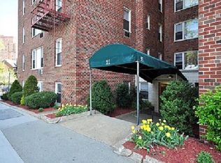 91 Van Cortlandt Ave W APT 2F, Bronx, NY 10463