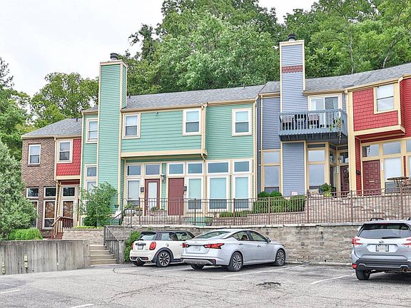 2nd image of 558 Tusculum Ave