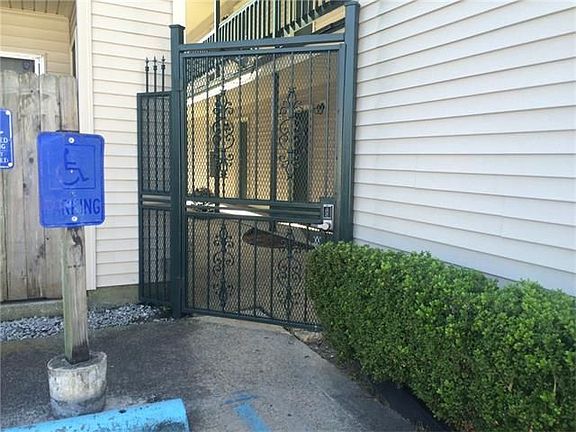 2nd image of 2330 Edenborn Ave