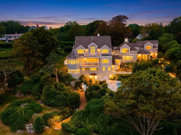 349 Ocean Ave, Marblehead, MA 01945