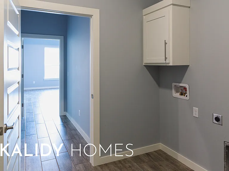 504 Remington Ave — Photo 34
