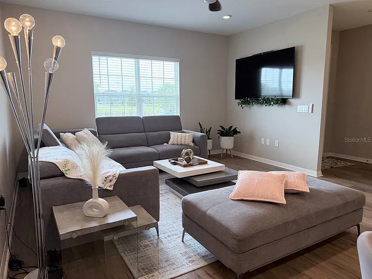 380 Huckleberry Blossom Dr — Photo 5