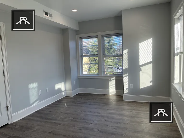 120 Kenrick St #5 — Photo 3
