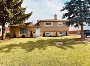 2615 Pauline Ave, Glenview, IL