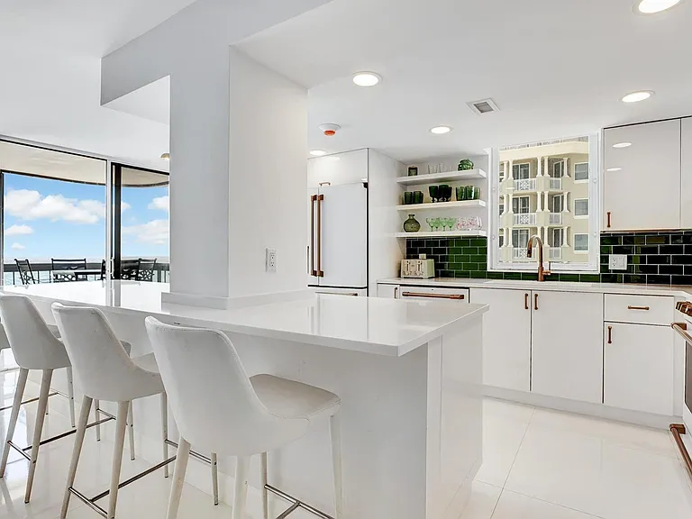 5380 N Ocean Dr #6C — Photo 6