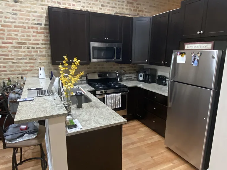 683 N Milwaukee Ave #305 — Photo 3