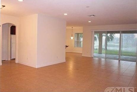 3rd image of 7815 14th Ln
