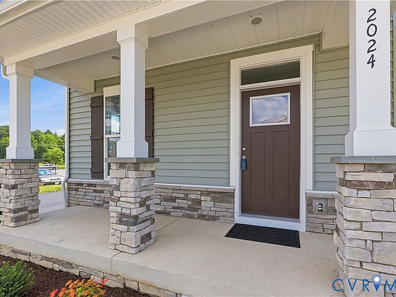 4th image of 2419 Flora Blvd