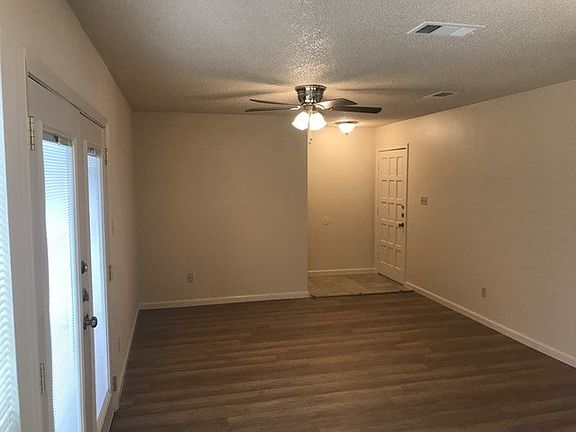 4th image of 10806 Lambert Cir #A