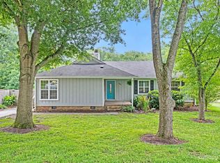 10333 Camelback Cir, Charlotte, NC 28226